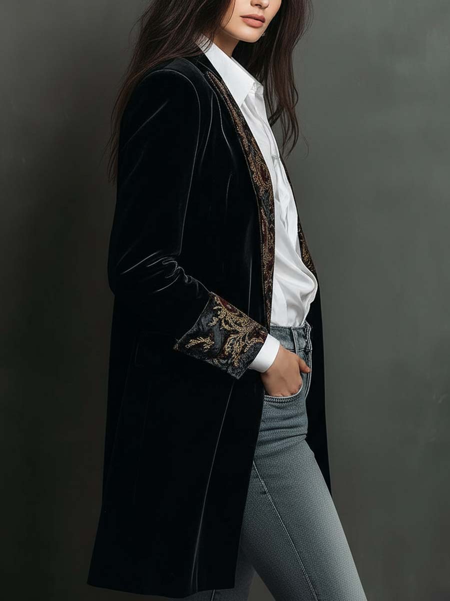 Victoria | Slim Fit Black Blazer