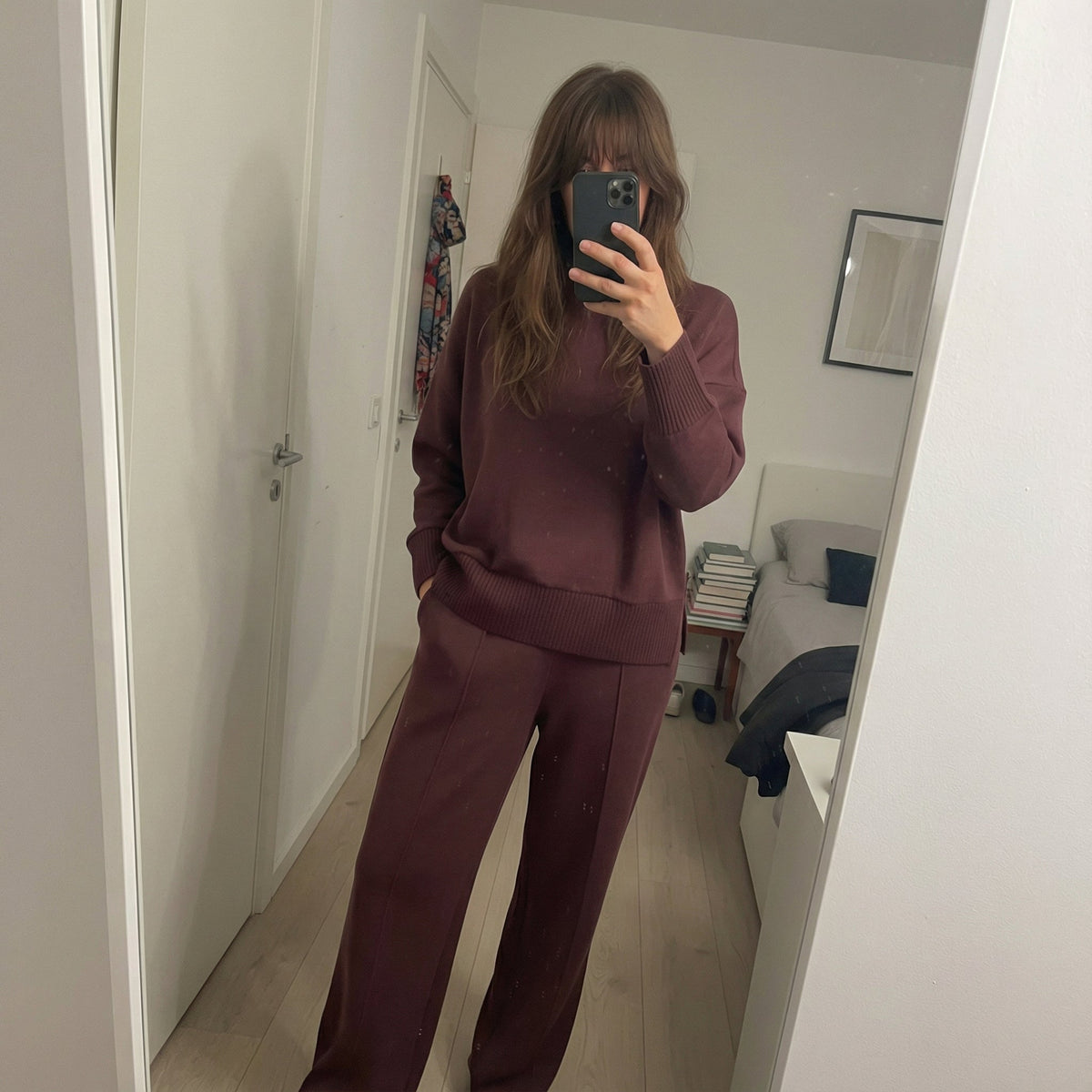 Noelle | Oversized Sweatshirt and Straight Pants Set