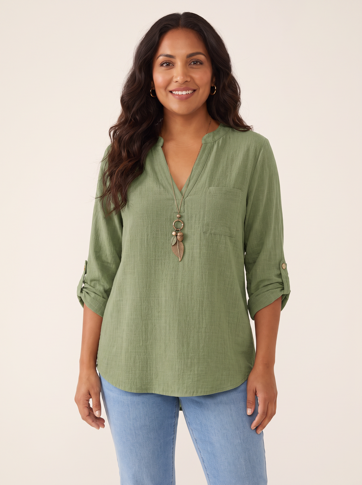 Noa Green top front view