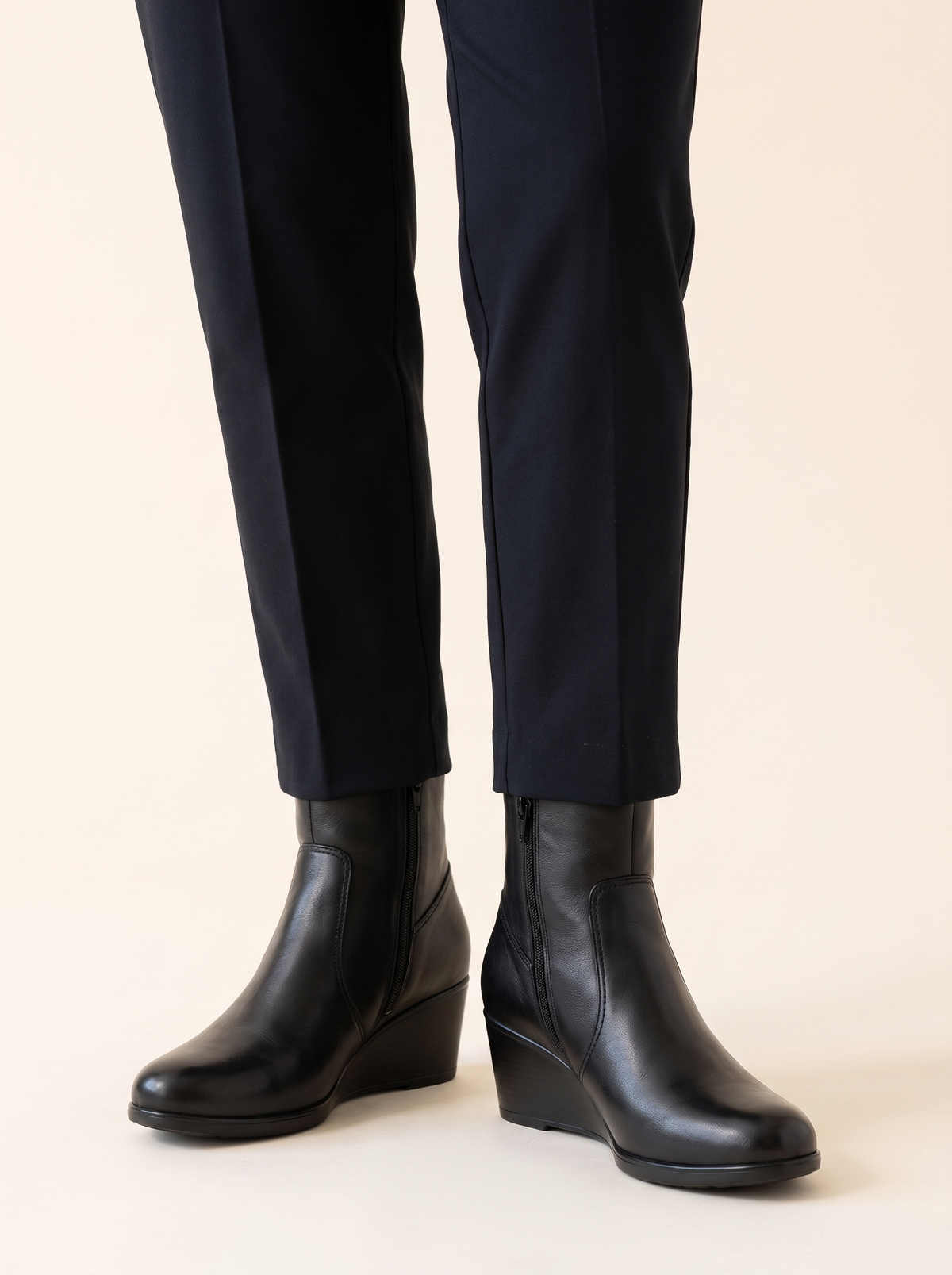 Lina Ultra Comfortable Orthopedic Wedge Boots in Black